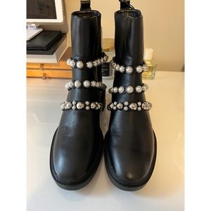 ZARA pearl straps boots